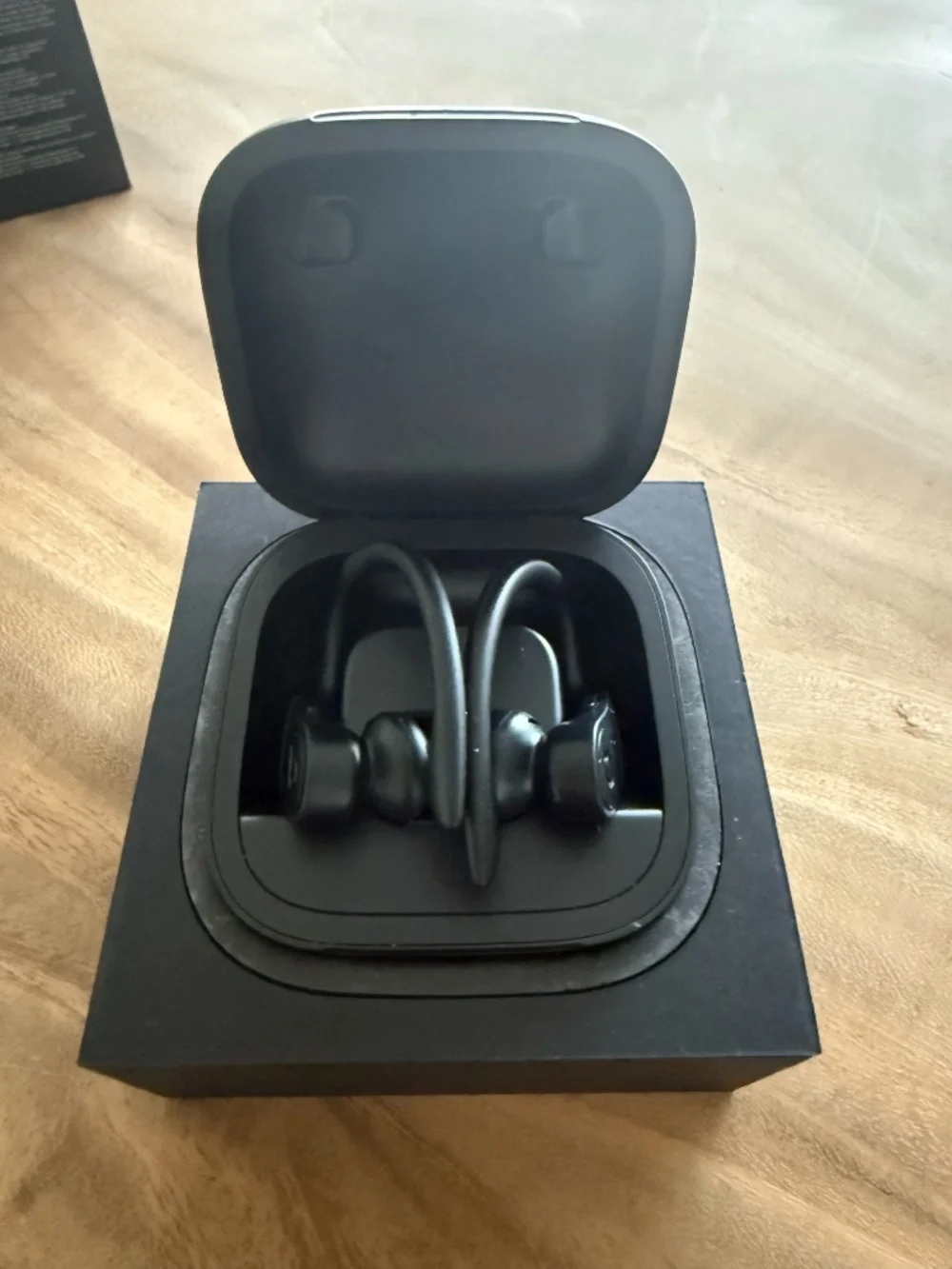 Power Beats Pro - Picture 3 of 6